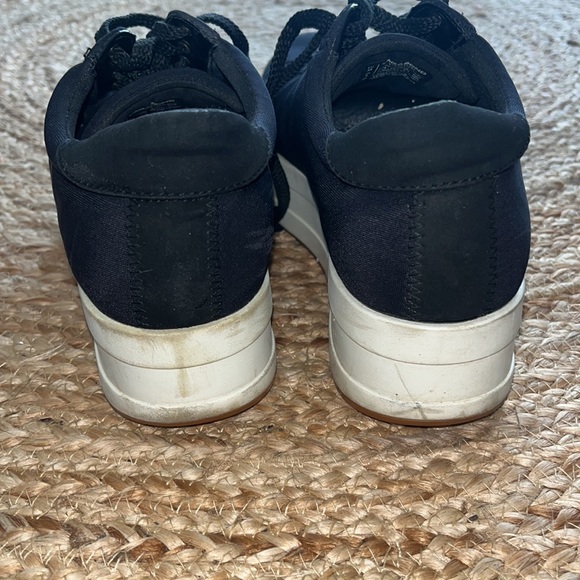 Vagabond Shoemakers Casey Platform Sneaker in Black size 8 - Picture 6 of 6